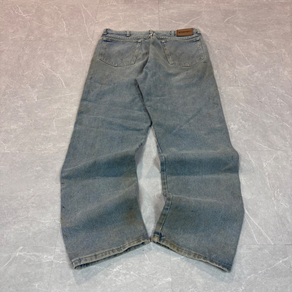 Wrangler Rugged Wear Mens Blue Distressed Work Jeans‎ 36x32 LAS-W336-018